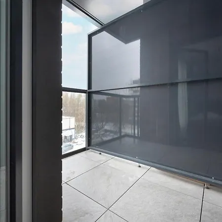 Elegant In The Center Of With Free Garage By Renters