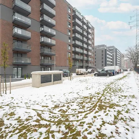Elegant In The Center Of With Free Garage By Renters Apartmán Vratislav